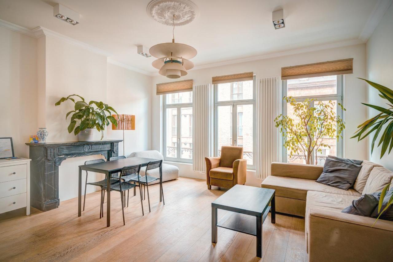 The Greenplace Lodge. Apartment in Heart of Antwerp. Buitenkant foto